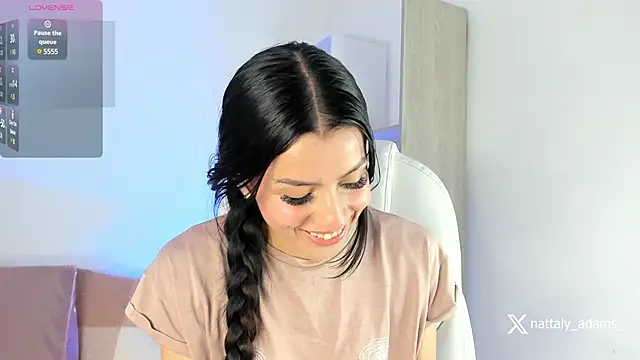 Snapshot of nattaly_adams chatting on 02/05/25, 12:38 nattaly adams online show from 02/05/25, 12:38