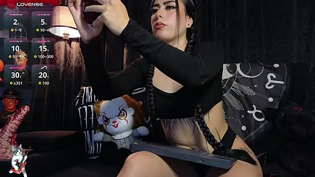 Snapshot of Melanie_Nyx chatting on 11/05/25, 11:16 Melanie Nyx online show from 11/05/25, 11:16