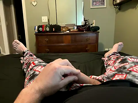 Snapshot of spanky10000 chatting on 12/03/25, 11:58 spanky10000 online show from 12/03/25, 11:58