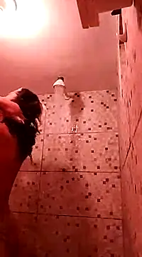 Snapshot of MaraVililhosa chatting on 03/04/25, 03:59 MaraVililhosa online show from 03/04/25, 03:59