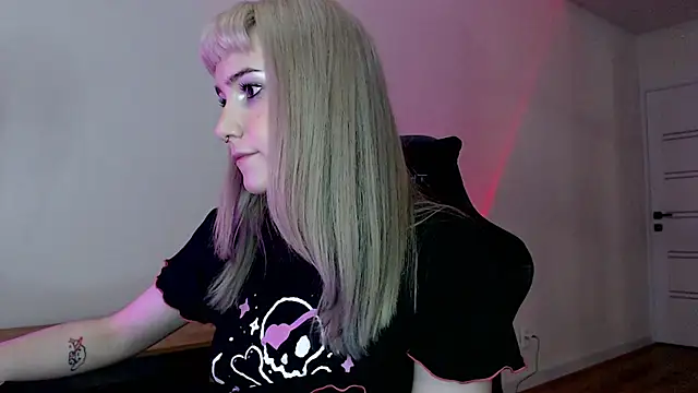 Princess Shy    online show from 02/25/25, 09:35