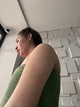 Sophie LS online show from 02/15/25, 12:11