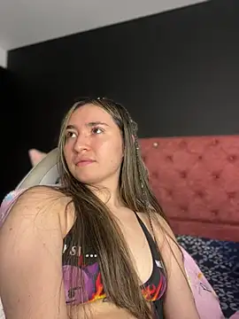 Sophie LS online show from 03/22/25, 04:45