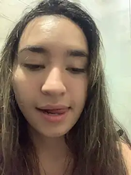 Sophie LS online show from 10/18/25, 02:14