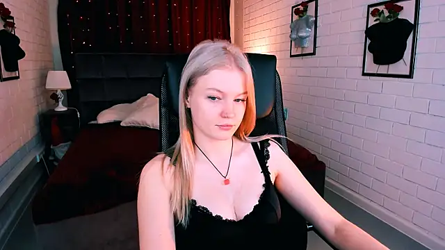 GraceGlamour online show from 10/15/25, 05:07