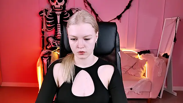 GraceGlamour online show from 10/17/25, 05:10