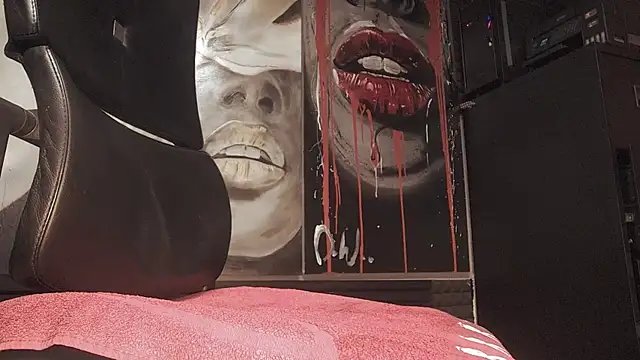 Snapshot of dani4334 chatting on 10/30/25, 10:21 dani4334 online show from 10/30/25, 10:21