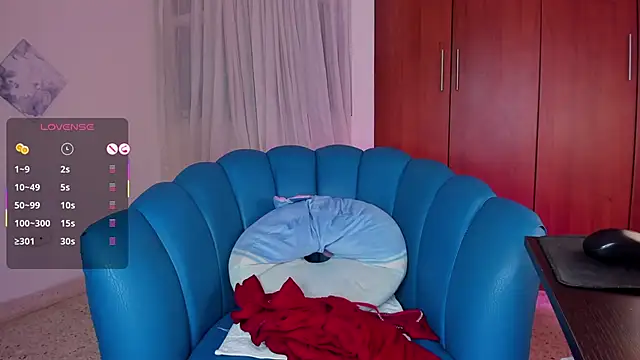 Julie Markk online show from 11/15/25, 07:43