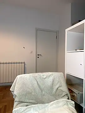 Snapshot of alana_liam chatting on 03/21/25, 08:18 alana liam online show from 03/21/25, 08:18