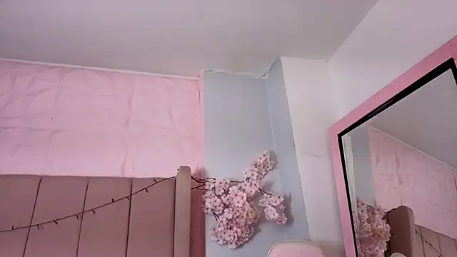 MollyBigBoobs12 online show from 10/17/25, 08:55