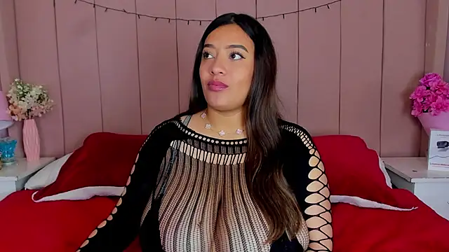 MollyBigBoobs12 online show from 11/18/25, 08:35