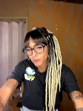 uncocopor online show from 10/22/25, 10:37