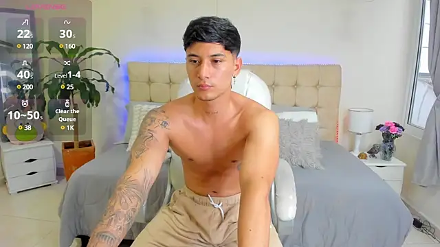 Snapshot of Damian23__ chatting on 02/28/25, 03:37 Damian23 online show from 02/28/25, 03:37