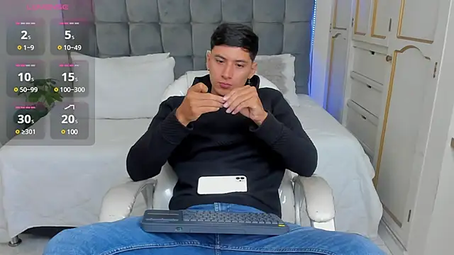 Snapshot of Damian23__ chatting on 03/11/25, 01:34 Damian23 online show from 03/11/25, 01:34