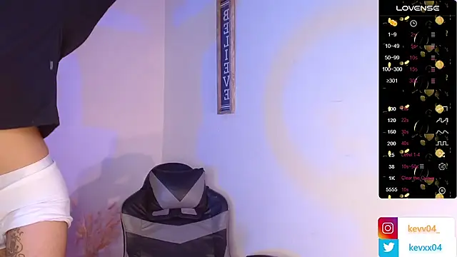 Alexx tc online show from 10/28/25, 04:27