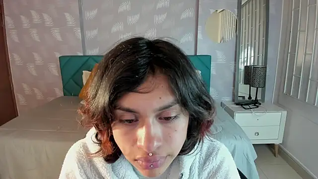 Kat cute  online show from 11/07/25, 11:16