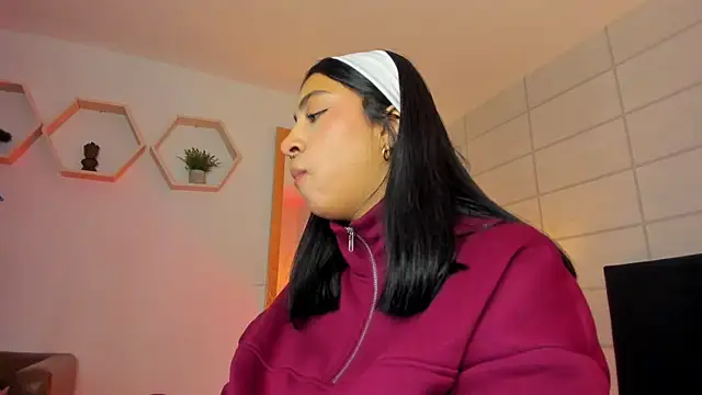 Christine Laam online show from 11/20/25, 12:05