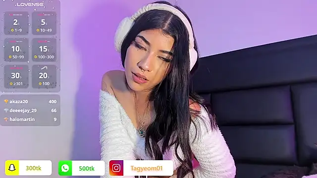 Snapshot of GiselleBlare chatting on 01/11/25, 09:36 GiselleBlare online show from 01/11/25, 09:36