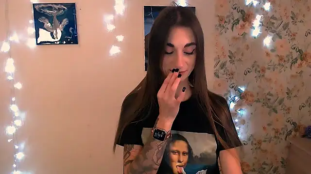 Asia N  online show from 10/30/25, 06:59