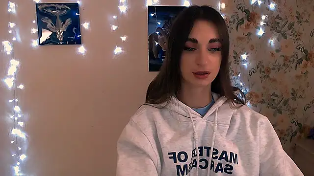 Asia N  online show from 11/18/25, 09:36