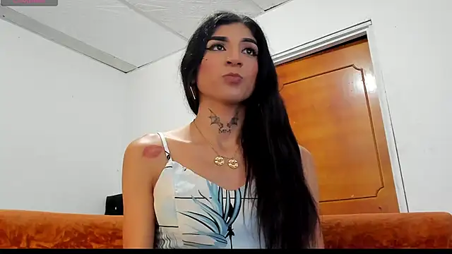 Snapshot of chloe_evanx_ chatting on 12/14/24, 09:13 chloe evanx  online show from 12/14/24, 09:13