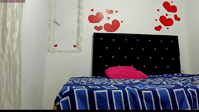 Snapshot of chloe_evanx_ chatting on 03/05/25, 07:06 chloe evanx  online show from 03/05/25, 07:06