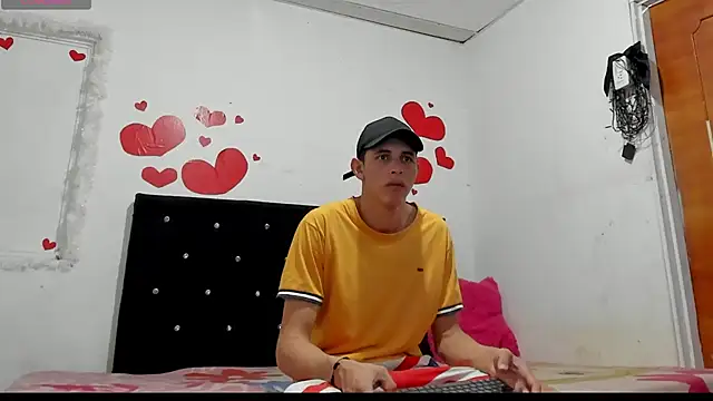 Snapshot of chloe_evanx_ chatting on 03/08/25, 07:31 chloe evanx  online show from 03/08/25, 07:31