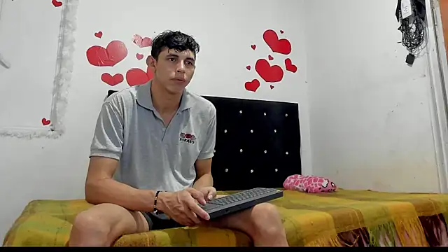 Snapshot of chloe_evanx_ chatting on 03/11/25, 07:14 chloe evanx  online show from 03/11/25, 07:14