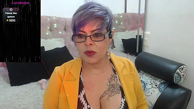 Snapshot of Grecia_Horny chatting on 01/07/25, 12:52 Grecia Horny online show from 01/07/25, 12:52