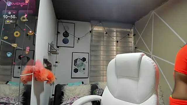 meow mota online show from 10/31/25, 02:51