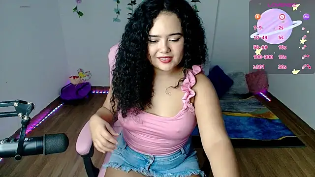Snapshot of Dulce_Julietha chatting on 02/27/25, 08:20 Dulce Julietha online show from 02/27/25, 08:20