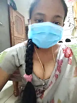 Snapshot of Jyotilakshmi chatting on 09/21/25, 06:15 Jyotilakshmi online show from 09/21/25, 06:15