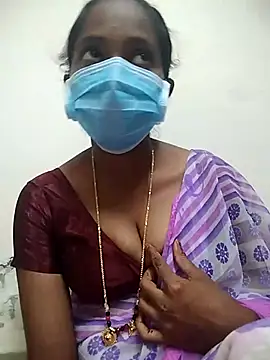 Snapshot of Jyotilakshmi chatting on 10/13/25, 08:03 Jyotilakshmi online show from 10/13/25, 08:03