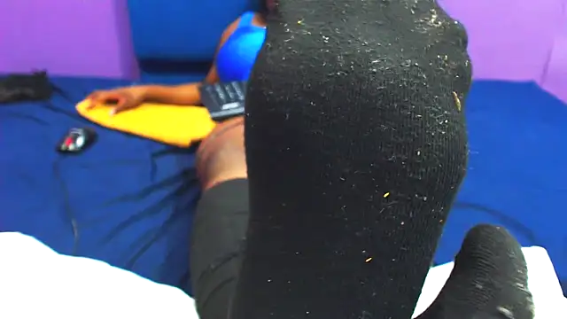 DARKGIANTMELANIN online show from 03/18/25, 08:37