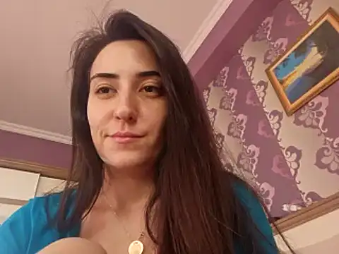 Snapshot of AlejandraDelaney chatting on 10/04/25, 12:25 AlejandraDelaney online show from 10/04/25, 12:25