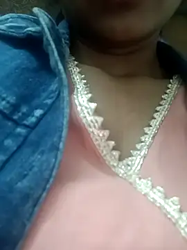 Snapshot of Rajni-Mehra chatting on 02/05/25, 09:04 Rajni-Mehra online show from 02/05/25, 09:04