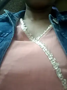 Snapshot of Rajni-Mehra chatting on 02/05/25, 03:52 Rajni-Mehra online show from 02/05/25, 03:52