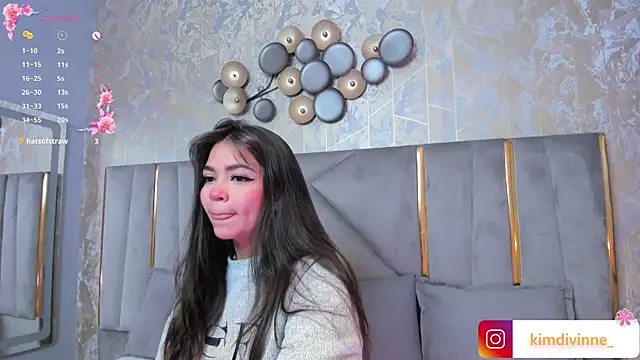 Snapshot of KimDevinne chatting on 01/17/25, 03:01 KimDevinne online show from 01/17/25, 03:01