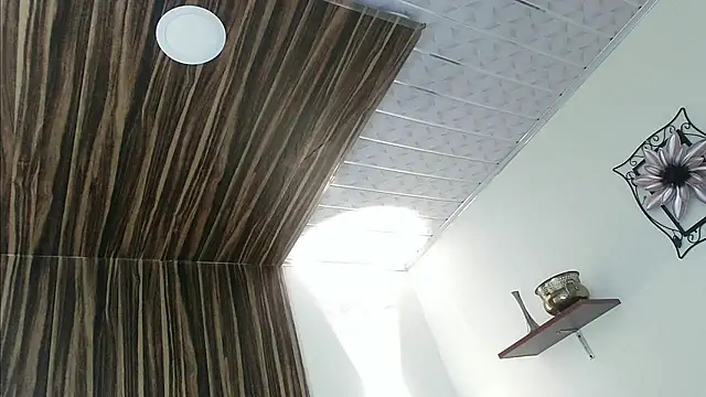 issa soto  online show from 02/19/25, 01:50