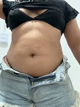 mismmia online show from 01/29/25, 12:01