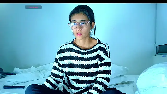 Snapshot of thedianakaro chatting on 10/11/25, 04:44 thedianakaro online show from 10/11/25, 04:44