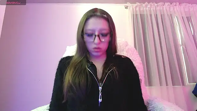 Snapshot of Aurora_blossom__ chatting on 09/10/25, 05:13 Aurora blossom online show from 09/10/25, 05:13