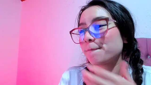 Snapshot of teffy_lee chatting on 12/08/24, 10:57 teffy lee online show from 12/08/24, 10:57