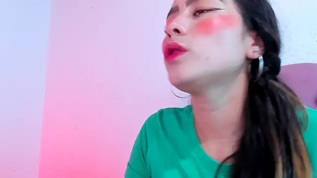Snapshot of teffy_lee chatting on 12/15/24, 07:53 teffy lee online show from 12/15/24, 07:53