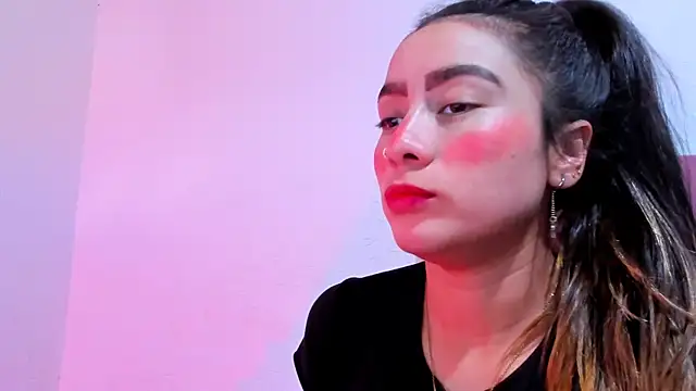 Snapshot of teffy_lee chatting on 01/19/25, 08:51 teffy lee online show from 01/19/25, 08:51
