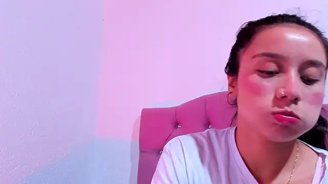 Snapshot of teffy_lee chatting on 02/06/25, 11:15 teffy lee online show from 02/06/25, 11:15