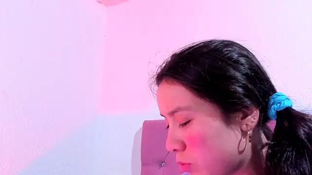 Snapshot of teffy_lee chatting on 02/22/25, 11:57 teffy lee online show from 02/22/25, 11:57