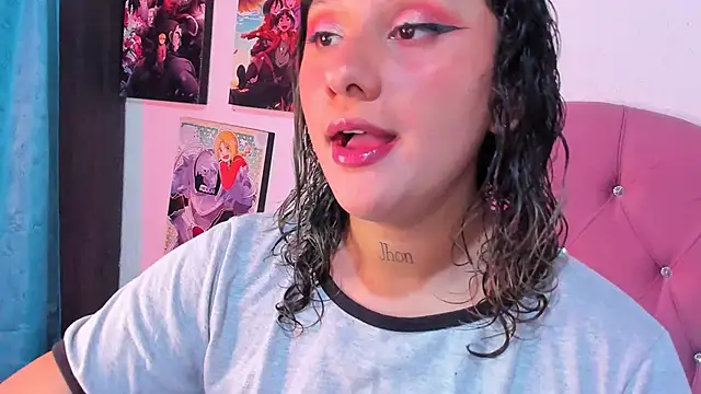 Mila nixon02 online show from 10/17/25, 04:53