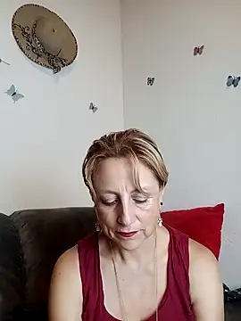 Snapshot of almaluna7 chatting on 12/03/24, 02:03 almaluna7 online show from 12/03/24, 02:03