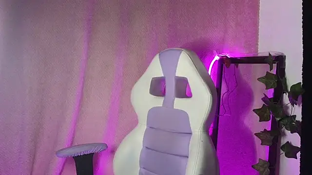 Alahia7demon online show from 10/24/25, 11:01